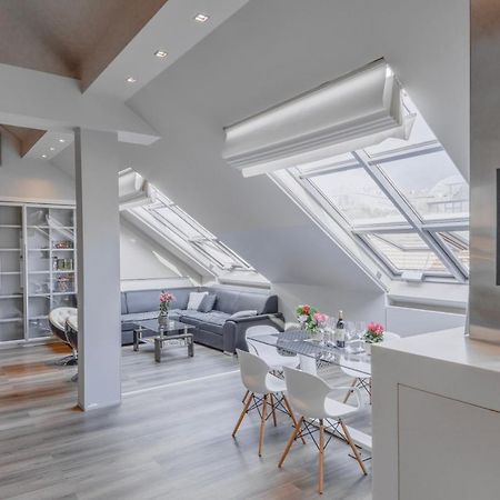 Luxury Apartment In Centre Praag Buitenkant foto