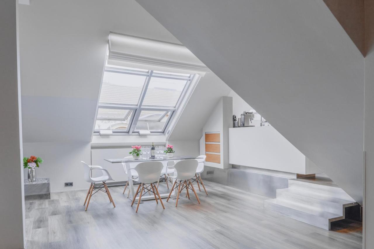 Luxury Apartment In Centre Praag Buitenkant foto